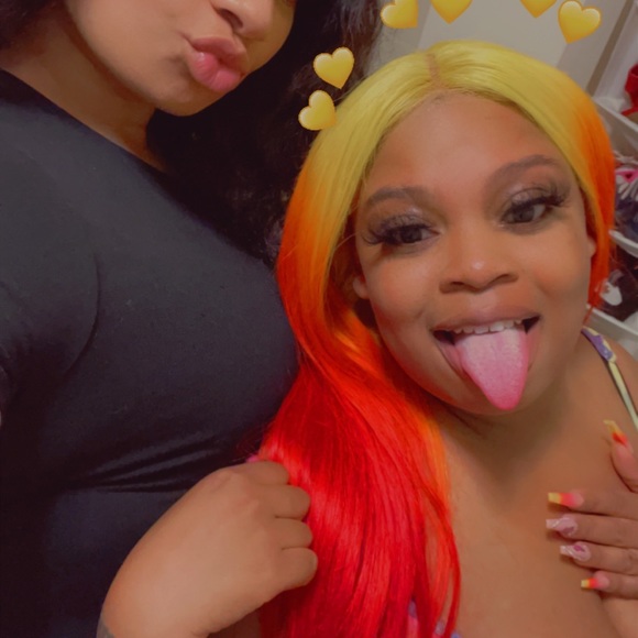 Custom color closure & bundles - Picture 1 of 2